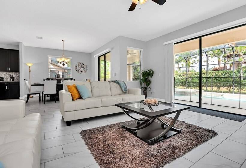 Vibrant Home With Spacious Pool!#6st5504