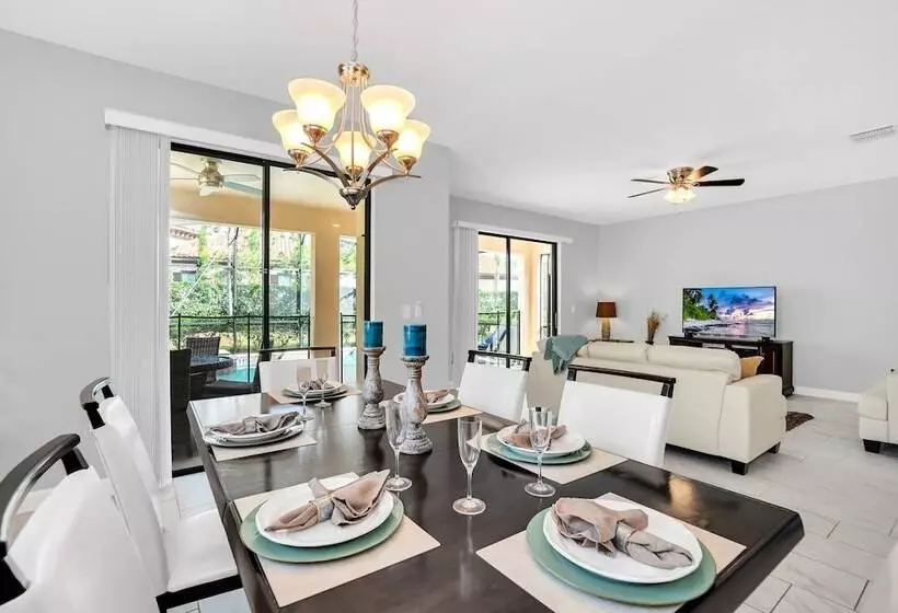 Vibrant Home With Spacious Pool!#6st5504