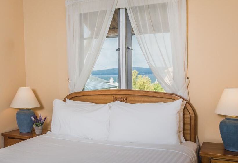 Albany Historic Cottage By The Bnb Collection