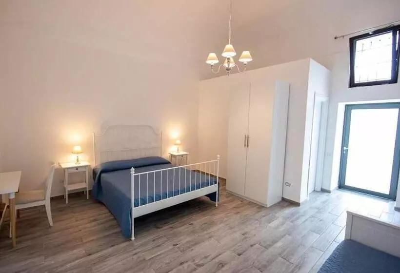 ベッドアンドブレックファースト Room In Bb   Palazzo Daquino   Family Room With Bathroom