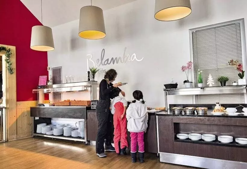 Hotelli Hôtel Les Menuires Les Bruyères