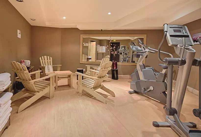 Hotelli Hôtel Les Menuires Les Bruyères