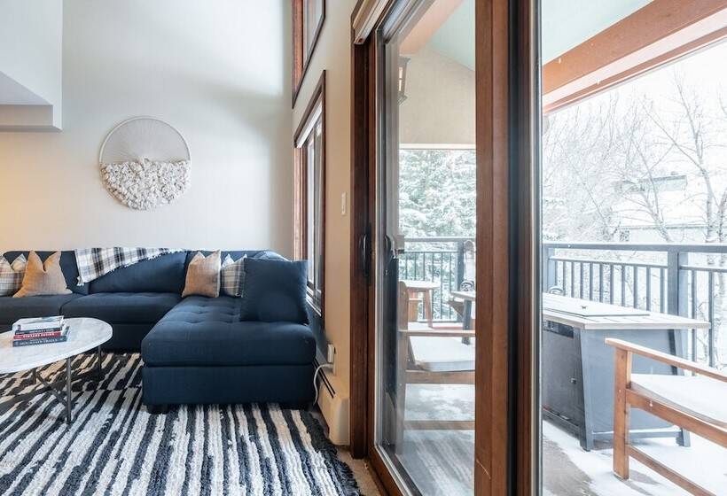 Cloud 9 By Avantstay Located At The Base Of Vail Ski Resort W/ Community Pool & Hot Tub