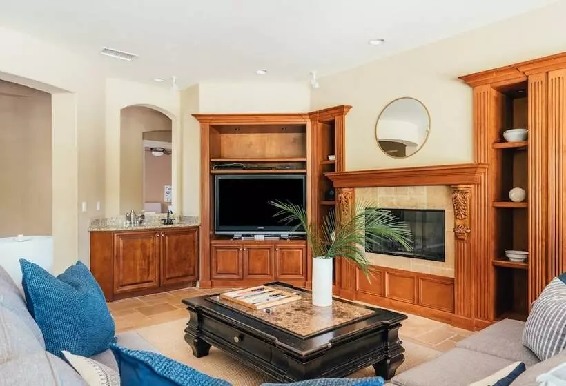 Desert Grove By Avantstay Oasis Retreat W/ Pool & Bbq Grill!