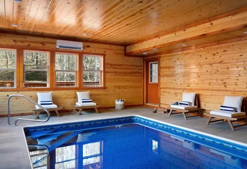 Haywood By Avantstay Mountain Living Dream! W/ Movie Theatre, Hot Tub+views!