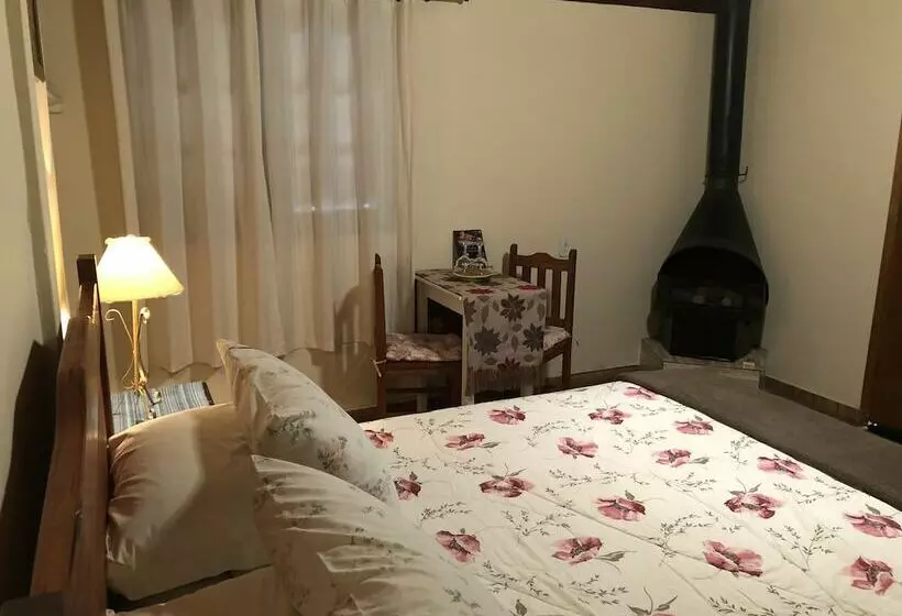 Hostelli Pousada Vale Dos Sonhos