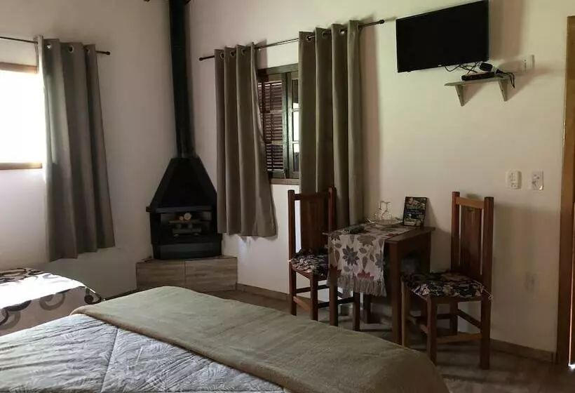 Hostelli Pousada Vale Dos Sonhos