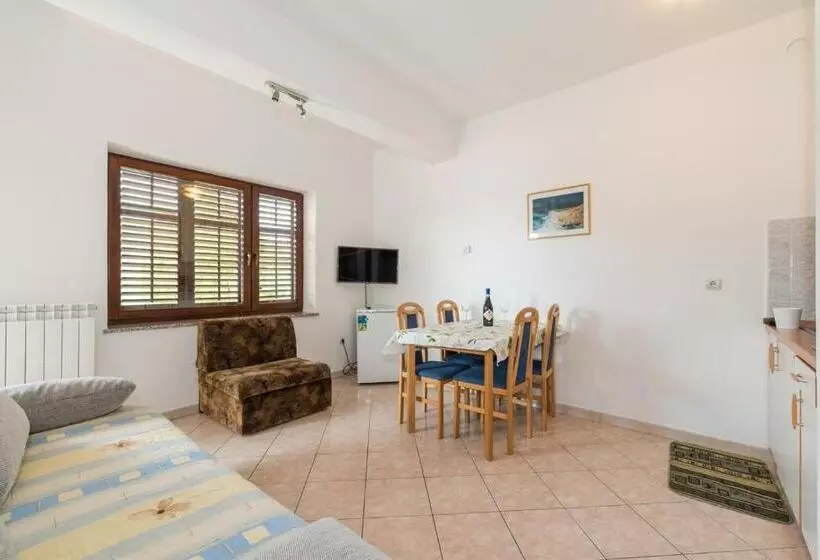 ホテル Apartments Villa Adria