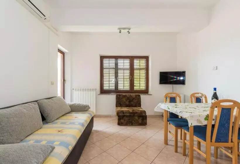 ホテル Apartments Villa Adria