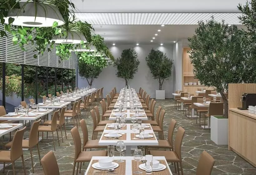 Hotelli Atlantica Nissaki Beach   Adults Only