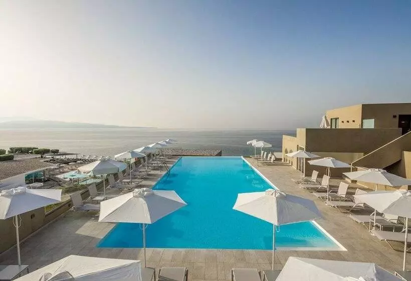 Hotelli Atlantica Nissaki Beach   Adults Only