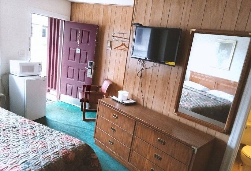 Отель Blue Way Inn And Suites Winfield