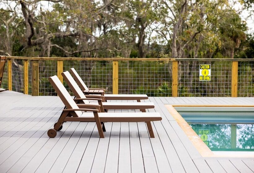 فندق Cedar Lodge On Honey Creek