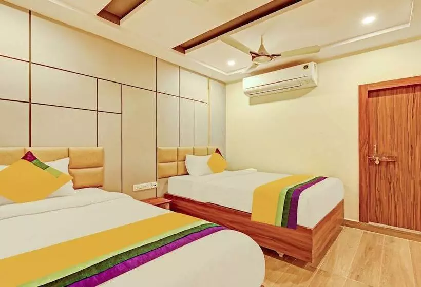 Itsy Hotels Sri Sai Grand Inn