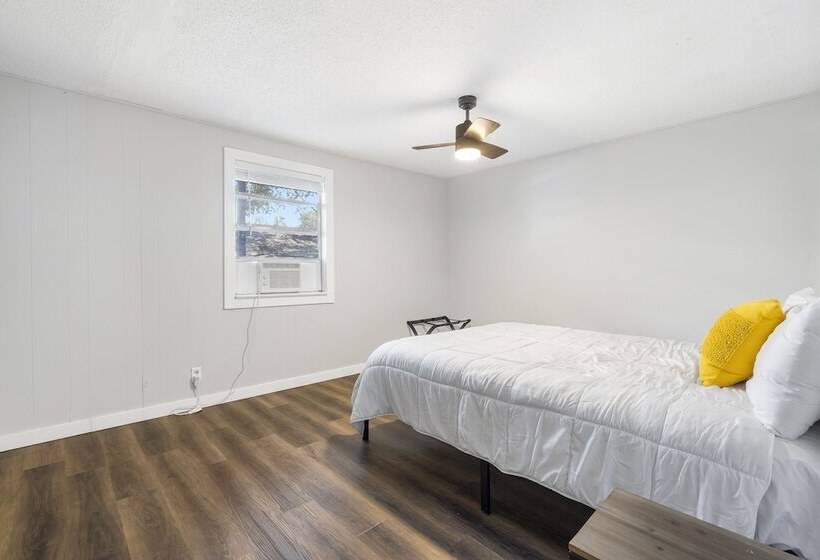 فندق Kimberling Cove H19