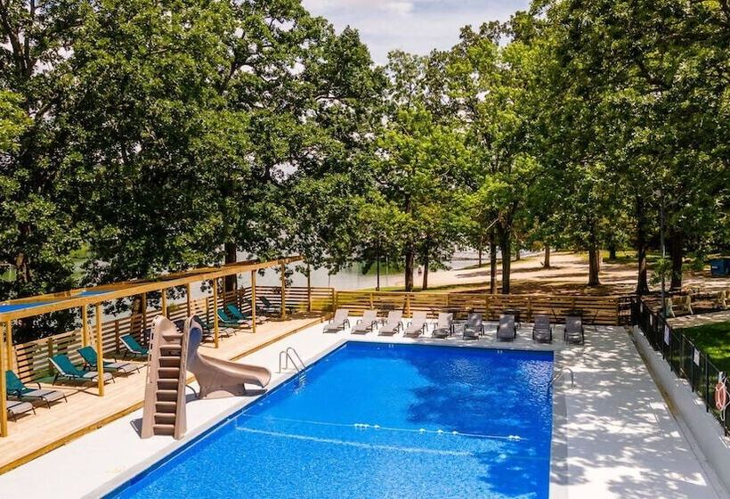 فندق Kimberling Cove M9