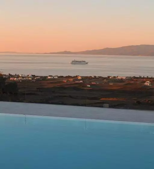 Hotelli North Wind Luxury Suites