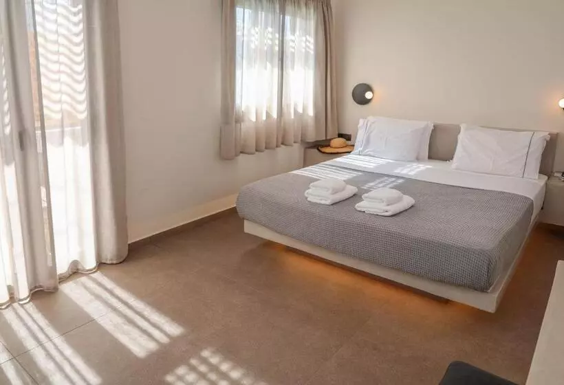 Hotelli North Wind Luxury Suites