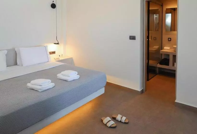 Hotelli North Wind Luxury Suites