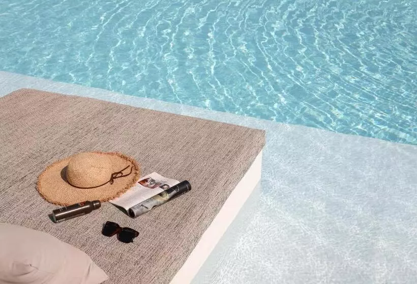 Hotelli North Wind Luxury Suites