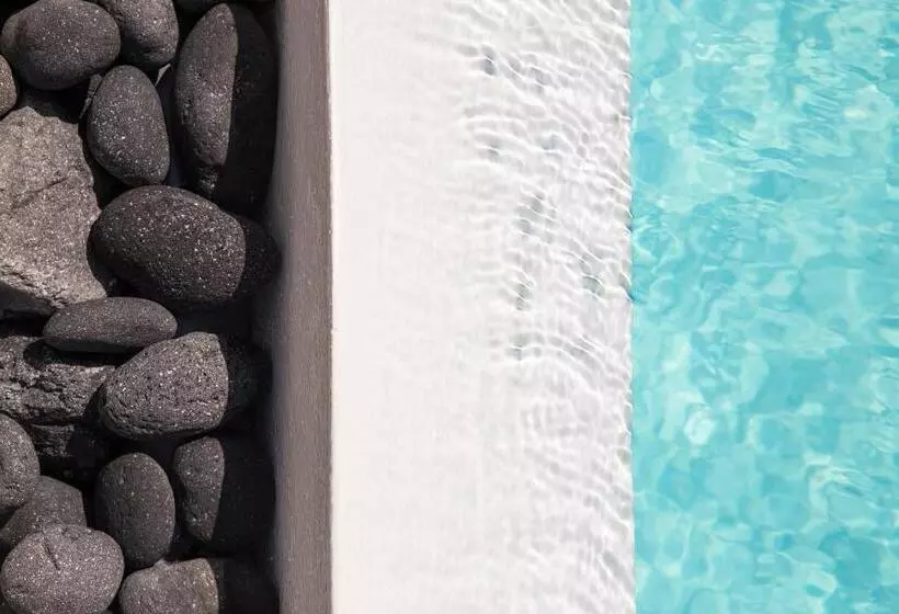 Hotelli North Wind Luxury Suites