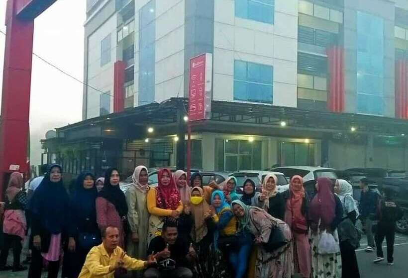 בית מלון כפרי Penginapan Mutiara Syariah