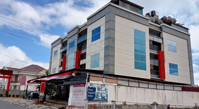 בית מלון כפרי Penginapan Mutiara Syariah