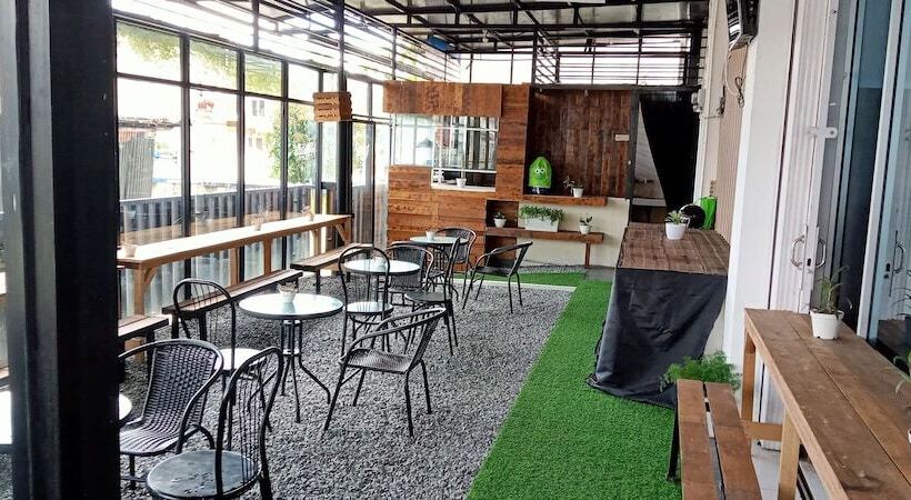 בית מלון כפרי Penginapan Mutiara Syariah