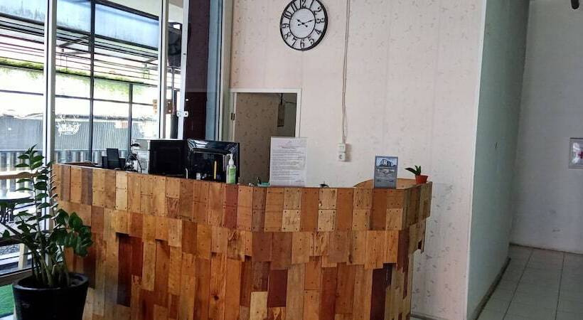 בית מלון כפרי Penginapan Mutiara Syariah