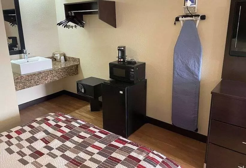 Hotelli Travelodge By Wyndham Holland/toledo