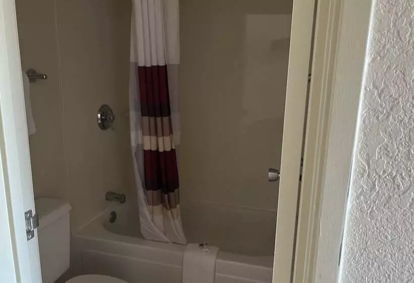 Hotelli Travelodge By Wyndham Holland/toledo