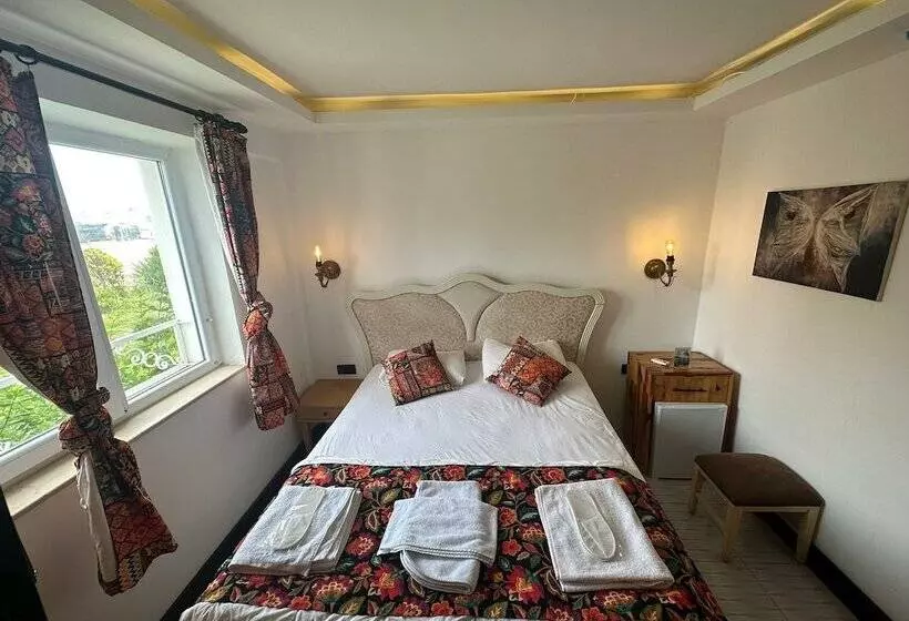 Hotelli White Country Boutique