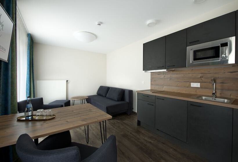 酒店 Zum Grünen Baum