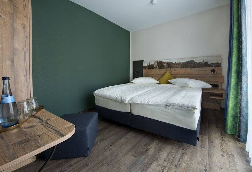 酒店 Zum Grünen Baum