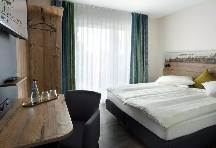 Hotelli Zum Grünen Baum