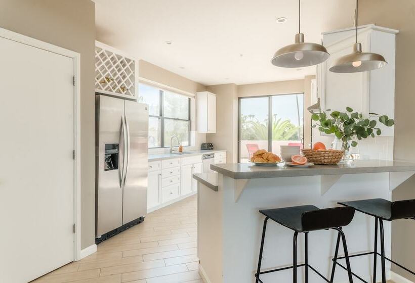 Ivory Buyout By Avantstay Two Home Buyout Near Old Town W/ Large Patio