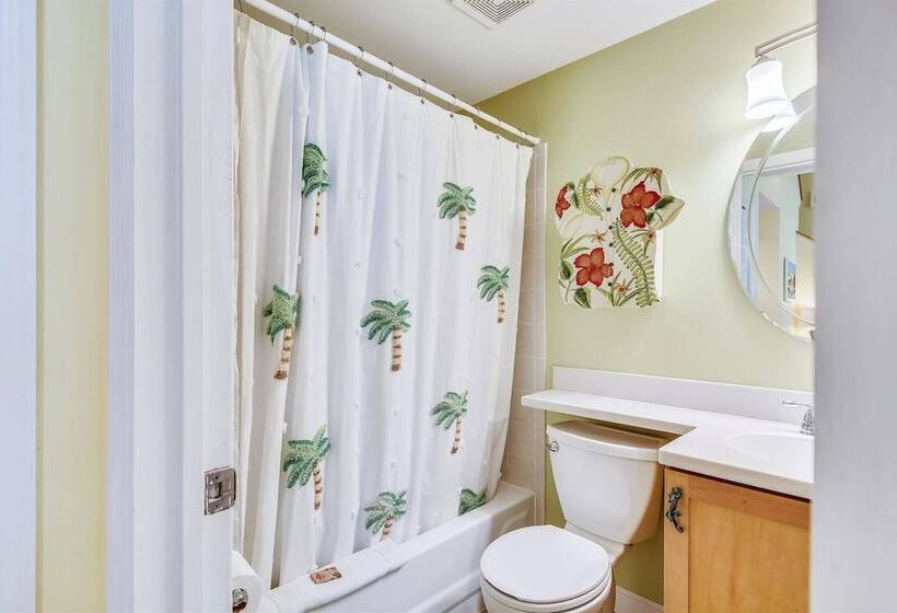 Key West Casa By Avantstay Communal Pool Bbq & Patio Near Duval Street Week Long Stays Only