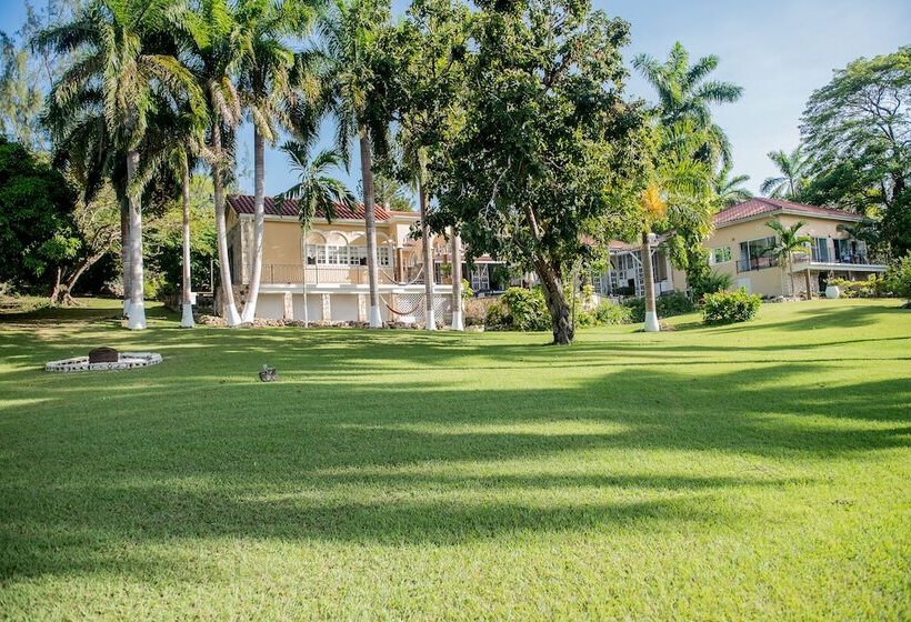 پانسیون Music Mansion