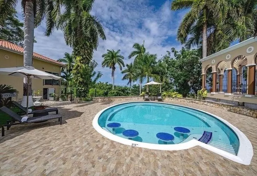 پانسیون Music Mansion