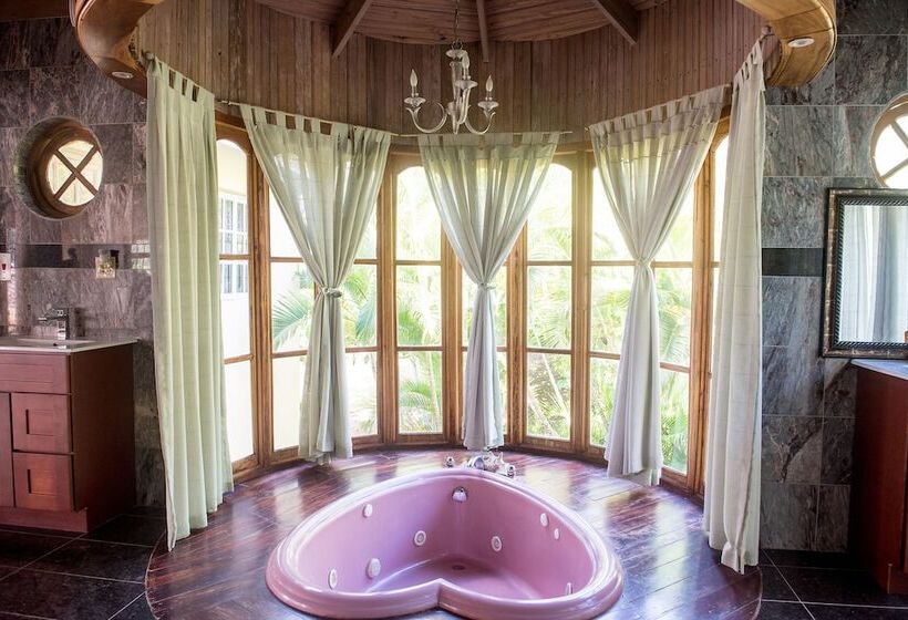 پانسیون Music Mansion