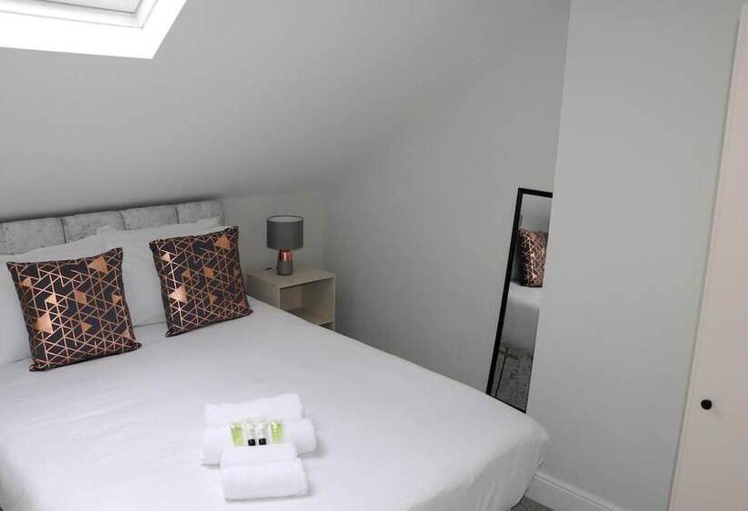 اقامتگاه So Fresh So Clean Beautiful 3 Bed House N Belfast