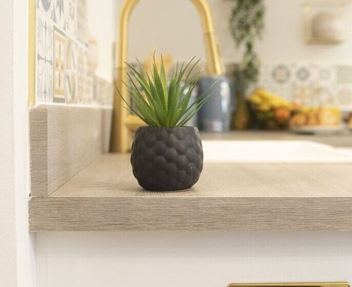 اقامتگاه The Belfast Boutique Central Cozy Sleeps7