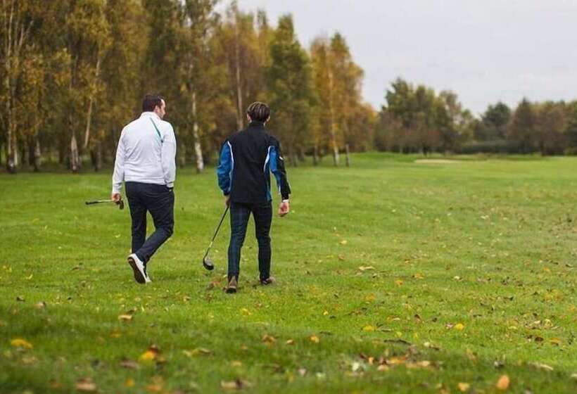 منتجع Appletree Holiday Park