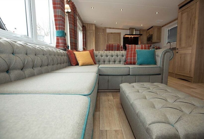 منتجع Appletree Holiday Park