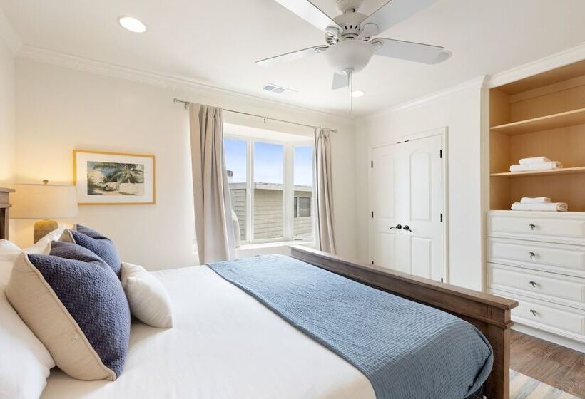 Shoreline By Avantstay Spectacular Beachfront Home W/ Fire Pit, Spa & Pool Table