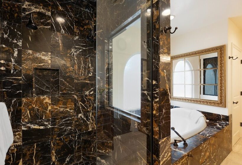 Shoreline By Avantstay Spectacular Beachfront Home W/ Fire Pit, Spa & Pool Table