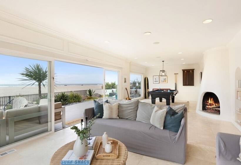 Shoreline By Avantstay Spectacular Beachfront Home W/ Fire Pit, Spa & Pool Table