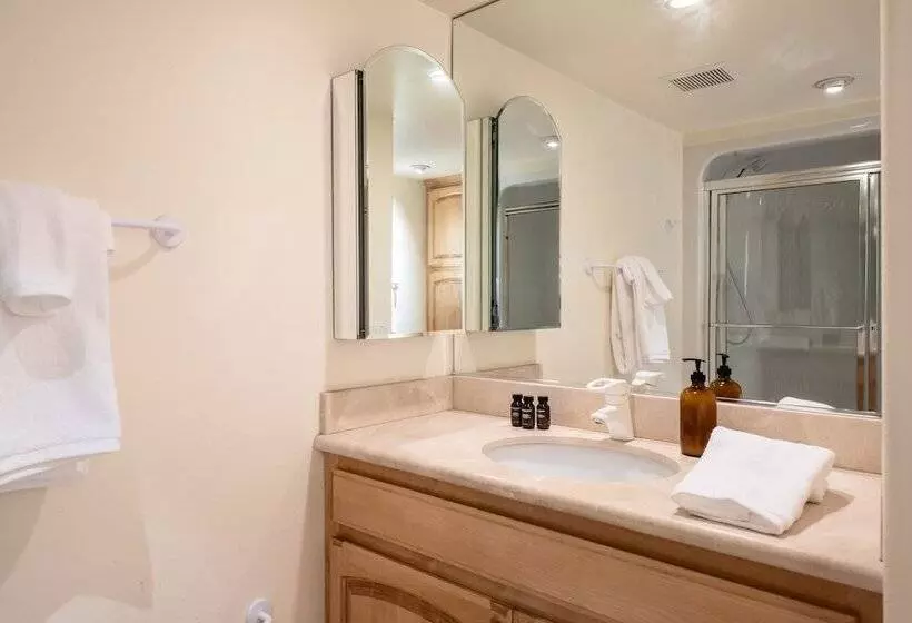 Hartwood By Avantstay Cozy Big Bear Abode W/ Spacious Deck & Stone Fireplace
