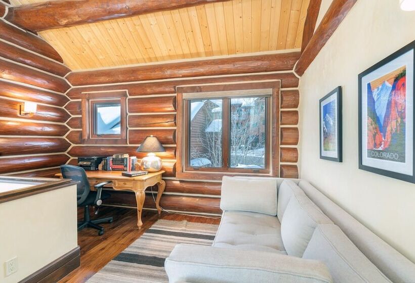 Villas At Tristant 137 By Avantstay Ski In/ Ski Out Home W/ Panoramic Views & Hot Tub