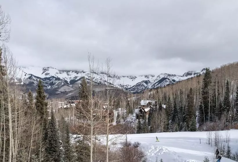 Villas At Tristant 137 By Avantstay Ski In/ Ski Out Home W/ Panoramic Views & Hot Tub